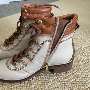 Pikolinos Aspe size 7 Black and Cream